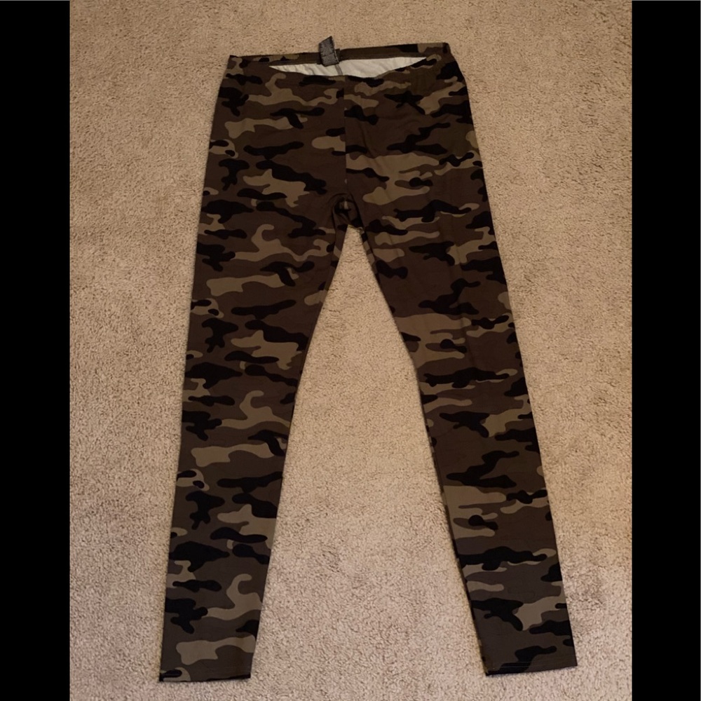 Camo leggings